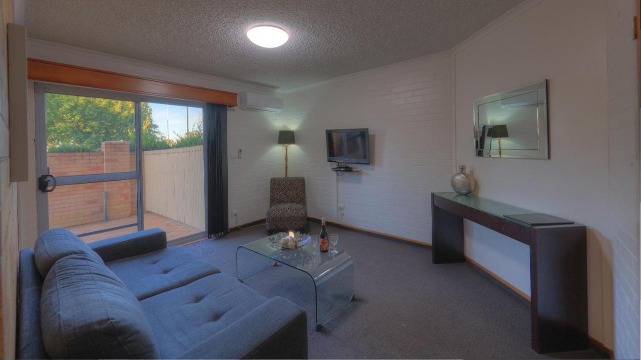 Motel Cousins Motor 3*
